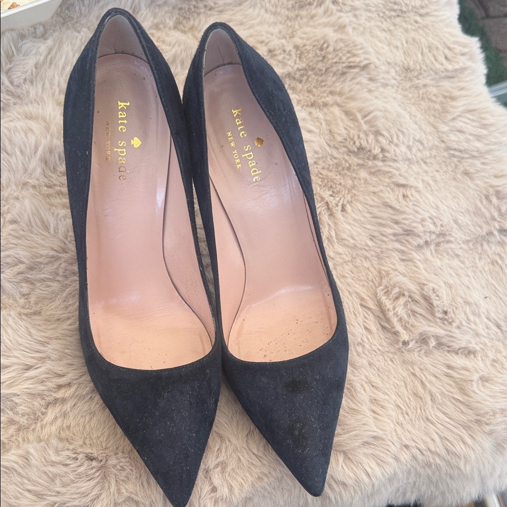 kate spade Black Suede Pointed Toe Pumps sz8.5B